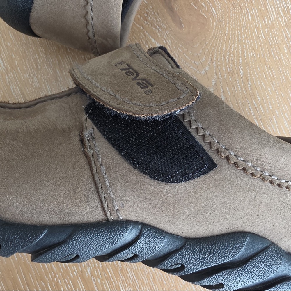 Teva Women's Leather Slip-On Clogs Brown Comfort Shoes Size 6 - Picture 12 of 12